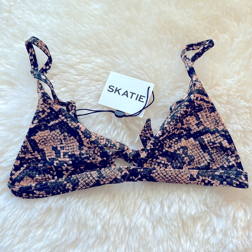 XS NWT Skatie Arizona Kourtney triangle bikini top snake print